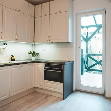 Green Cottage Apartment Apartman
