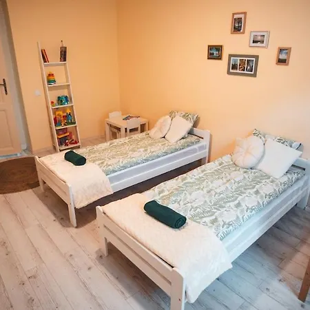 Green Cottage Apartment